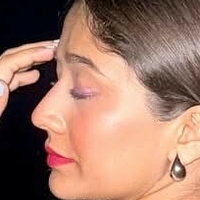 Неха Нірвал Оголені