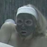 Нела Лучич Оголені