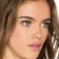 Олі Олівія Оголені