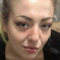 Олівія Зе Норт Оголені