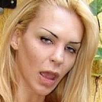 памелаалвес Оголені