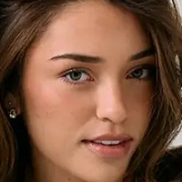 Преслі Еліз Оголені