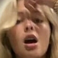 Райлі Білгер Оголені