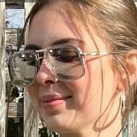 Сара Фаррелл Оголені