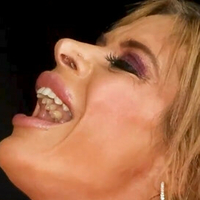 Сара Сент Клер Оголені