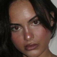 Сарабелла Гарріс Оголені