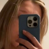 Сара Лорбір Оголені