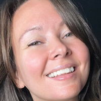 сьозі Оголені