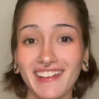 Шаннен Джейд Оголені