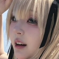 шукас Оголені