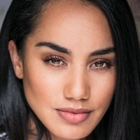 Шушіла Такао Оголені