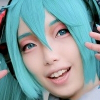 Сінорюуга Оголені