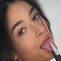 Слаурелла Оголені