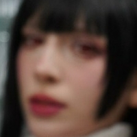 сореїс Оголені