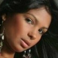 Світестлатіна Оголені