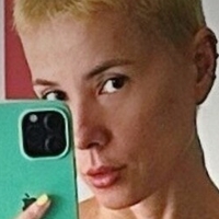 Табата Чанг Оголені