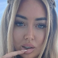 Тіган Радж Оголені