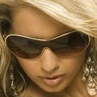 Вейл Рей Оголені