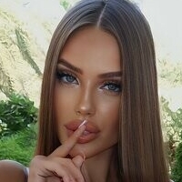 Валентина Меліс Оголені