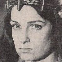 Валері Квенессен Оголені