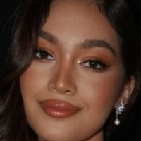 Ванесса Венк Оголені