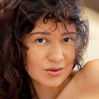 Віолет Аура Оголені