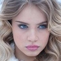 Ксенія Чумітчева Оголені