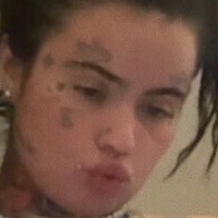 ксгабив Оголені