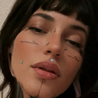 яретзиделалуна Оголені