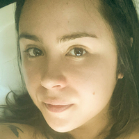 Ясемін Фучес Оголені