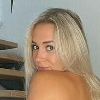 Юрджінні Оголені