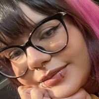 Юрлейла Софія Оголені