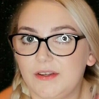 юрлюсилуфрі Оголені