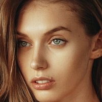 Юлія Роуз Оголені