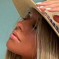 Зої Богач Оголені