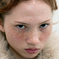 Зоеня Оголені