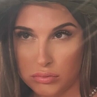 Зулейка Бальцано Оголені